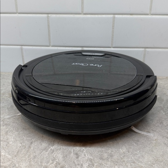 Pure Clean Robot Vacuum Cleaner. Untested. Does not appear to work. For parts - Picture 2 of 3